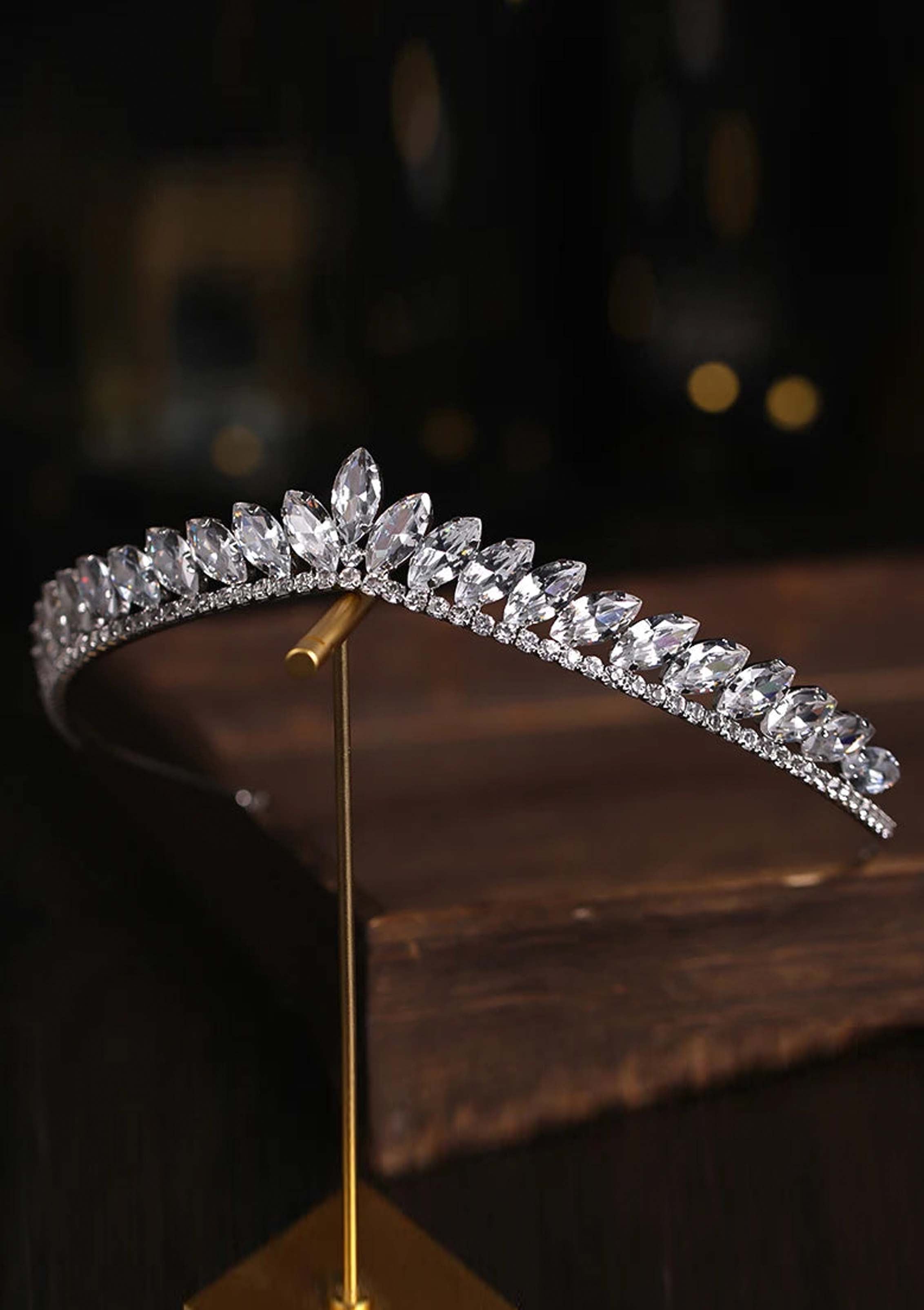Exquisite Kristall Tiara