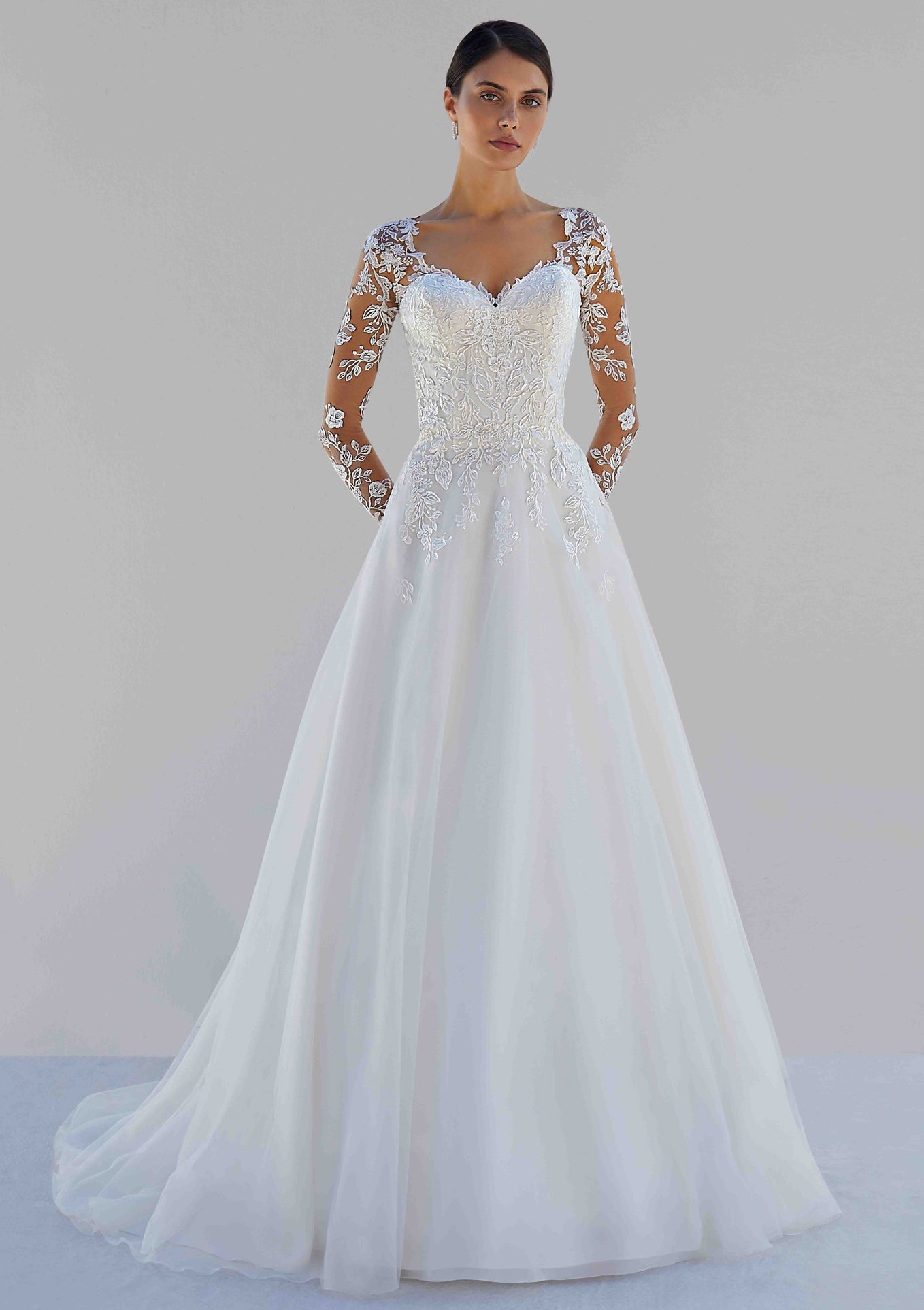 Nyla – Brautkleid für romantische und moderne Braut