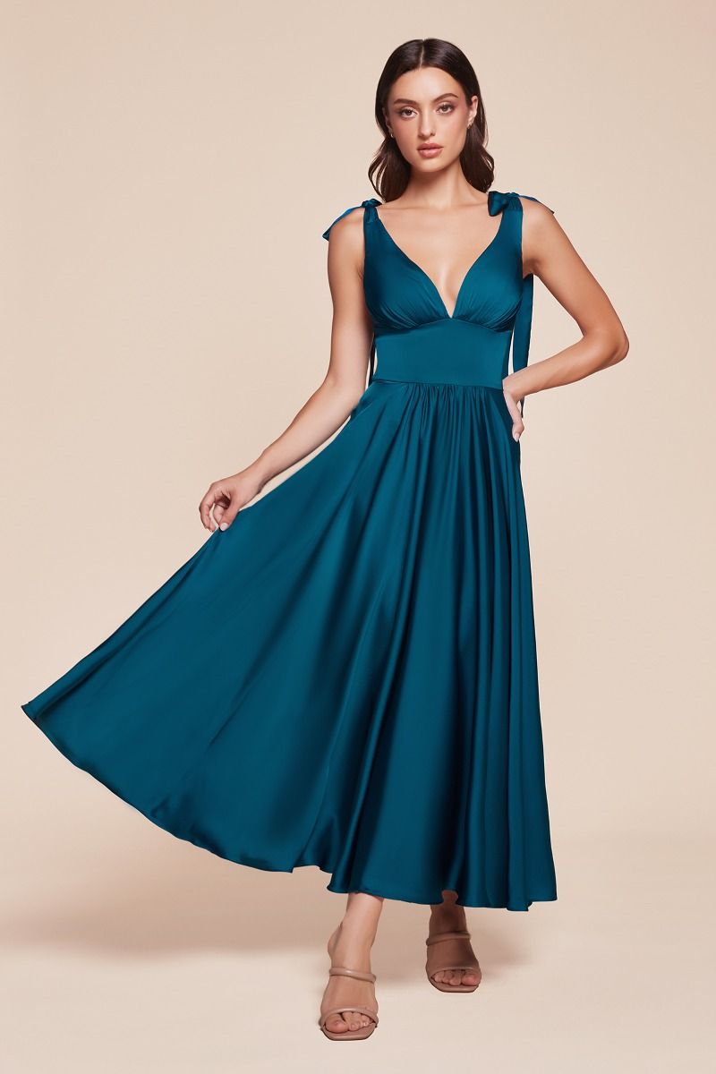 Laiza – Abendkleid Stilvoll und zeitlos